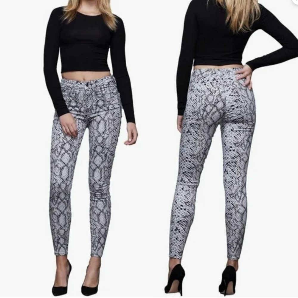 Good American Good Waist Snake Print Jean